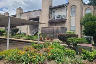 2011 Spenwick Dr, Houston, TX 77055 - Photo 24