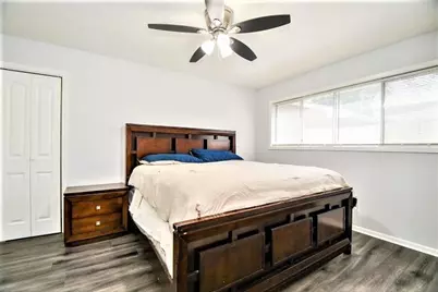 2404 Oaks Drive, Pasadena, TX 77502 - Photo 12