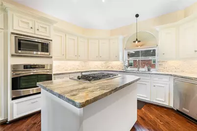 1734 Forestlake Drive, Sugar Land, TX 77479 - Photo 16