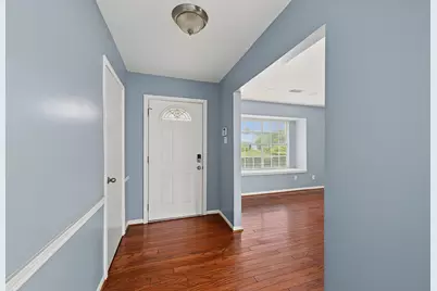 9319 Fairdale Lane, Houston, TX 77063 - Photo 2
