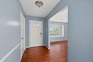 9319 Fairdale Ln, Houston, TX 77063 - Photo 2