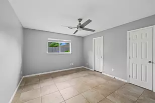 9319 Fairdale Ln, Houston, TX 77063 - Photo 16