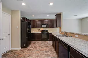 3414 Hunter's Canyon, Baytown, TX 77521 - Photo 24