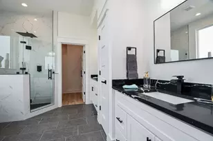 5609 Val Verde St, Houston, TX 77057 - Photo 26