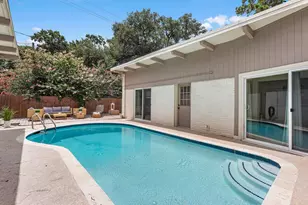 227 Faust Ln, Houston, TX 77024 - Photo 28
