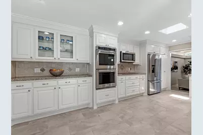 227 Faust Lane, Houston, TX 77024 - Photo 10