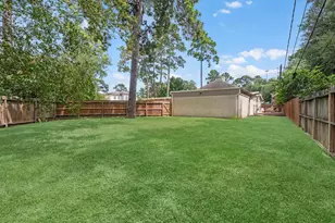227 Faust Ln, Houston, TX 77024 - Photo 30