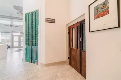 1901 Post Oak Boulevard #4102, Houston, TX 77056 - Photo 2