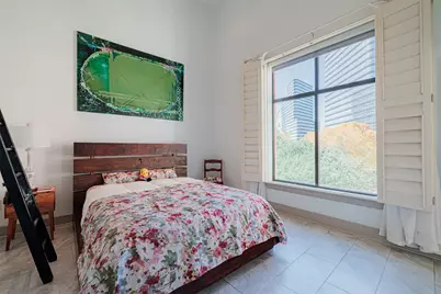 1901 Post Oak Boulevard #4102, Houston, TX 77056 - Photo 22