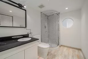 1901 Post Oak Blvd, Houston, TX 77056 - Photo 32