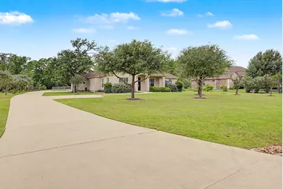 3903 Bravo Court, Bryan, TX 77808 - Photo 2