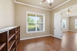 3903 Bravo Ct, Bryan, TX 77808 - Photo 8