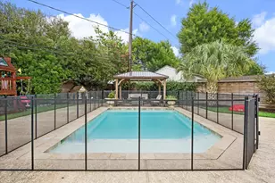 2503 Stoney Brook Dr, Houston, TX 77063 - Photo 26