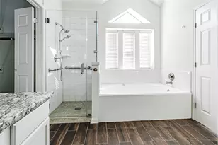 3133 Moonlit Lake Cir, League City, TX 77573 - Photo 12