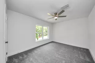 8919 Crazy Horse Trail, Houston, TX 77064 - Photo 38