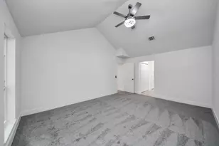 8919 Crazy Horse Trail, Houston, TX 77064 - Photo 24