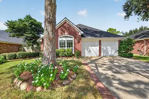 3523 Paigewood Dr, Pearland, TX 77584 - Photo 1