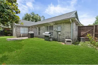 2506 Wolf Creek Pass, Houston, TX 77067 - Photo 24