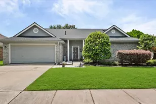 2506 Wolf Creek Pass, Houston, TX 77067 - Photo 2