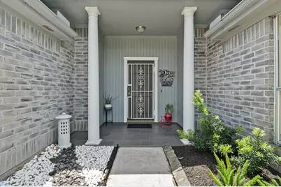 2506 Wolf Creek Pass, Houston, TX 77067 - Photo 4