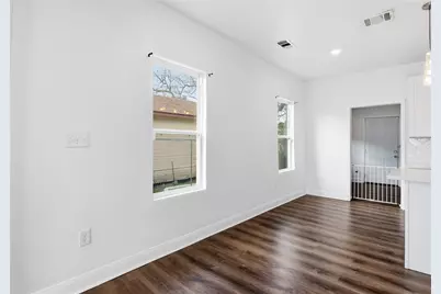 122 E James Street, Baytown, TX 77520 - Photo 14