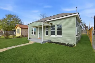 122 E James St, Baytown, TX 77520 - Photo 1