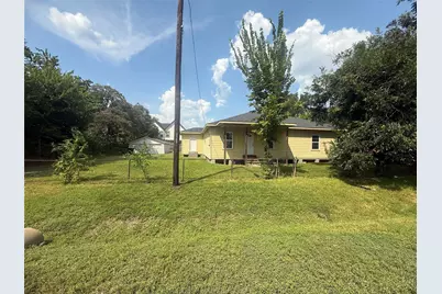 8033 Kenton Street, Houston, TX 77028 - Photo 6