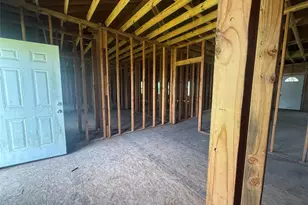 8033 Kenton St, Houston, TX 77028 - Photo 32