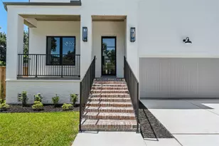 4009 Newshire Dr, Houston, TX 77025 - Photo 2
