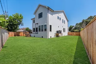 4009 Newshire Dr, Houston, TX 77025 - Photo 40