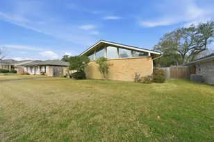 22106 Woodrose Dr, Katy, TX 77450 - Photo 2