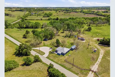 1903 Tigerpoint Road, Brenham, TX 77833 - Photo 20