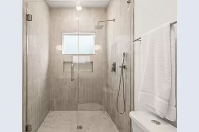 603 Skyland Terrace Way, Houston, TX 77009 - Photo 8