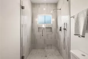 603 Skyland Terrace Way, Houston, TX 77009 - Photo 8