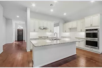 12014 Delwood Terrace Drive, Humble, TX 77346 - Photo 10