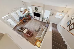 422 Windward Way, Tiki Island, TX 77554 - Photo 12