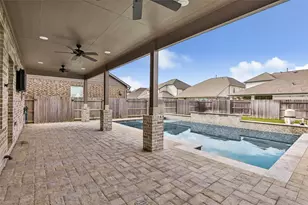 15627 Countesswells Dr, Humble, TX 77346 - Photo 4