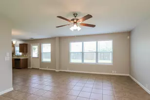 4742 Markham Woods Ct, Houston, TX 77345 - Photo 4
