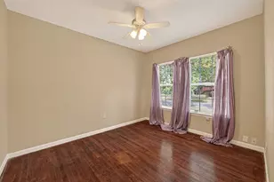 1402 Munger St, Houston, TX 77023 - Photo 10