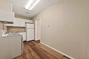 1402 Munger St, Houston, TX 77023 - Photo 8