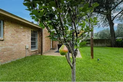 11506 Barwood Bend Drive, Houston, TX 77065 - Photo 6