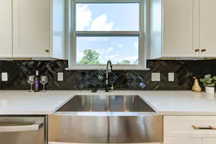 4043 Buck St, Houston, TX 77020 - Photo 20