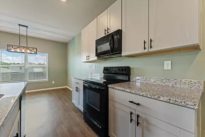 819 Faison Court, Conroe, TX 77316 - Photo 6