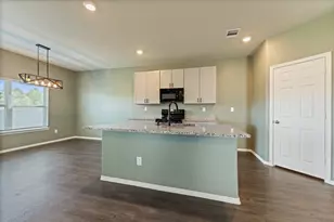 819 Faison Ct, Conroe, TX 77316 - Photo 4