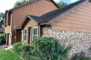 10906 White Thorn St St, Houston, TX 77016 - Photo 8