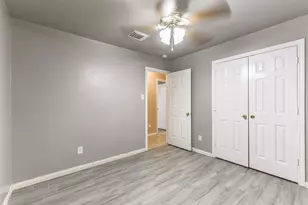 8322 Kingsbridge Meadow Dr, Houston, TX 77083 - Photo 12