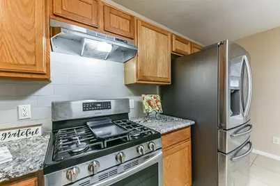8322 Kingsbridge Meadow Drive, Houston, TX 77083 - Photo 10