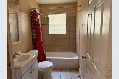 4809 Wenda Street, Houston, TX 77033 - Photo 8