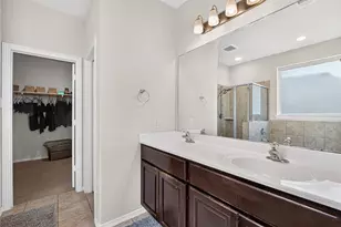 13230 Vallentine Row Dr, Houston, TX 77044 - Photo 46