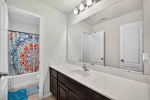 13230 Vallentine Row Dr, Houston, TX 77044 - Photo 34